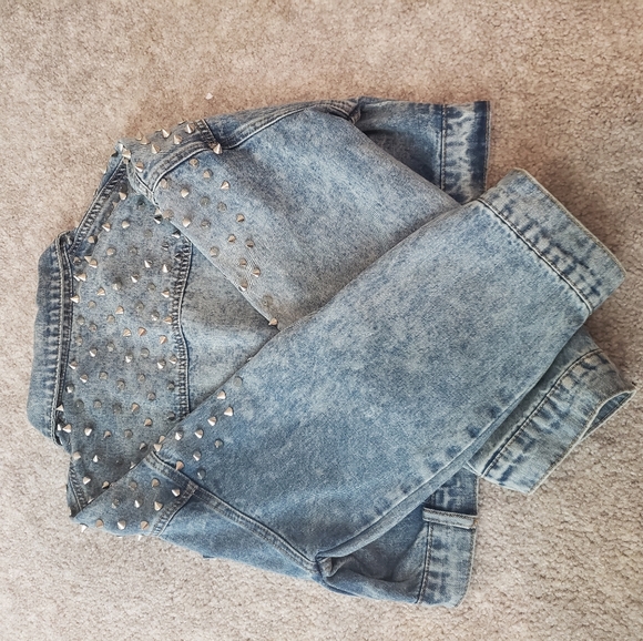 Jean jacket - Picture 3 of 7